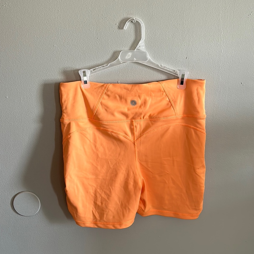 Orange Gym Girl Booty Shorts 🧡 Size XL